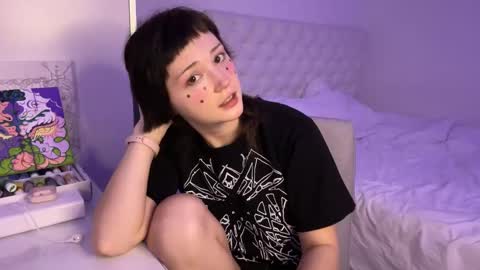 Snapshot of witches_curves chatting on February 9, 2025, 1:14 pm Nemo online show from February 9, 2025, 1:14 pm