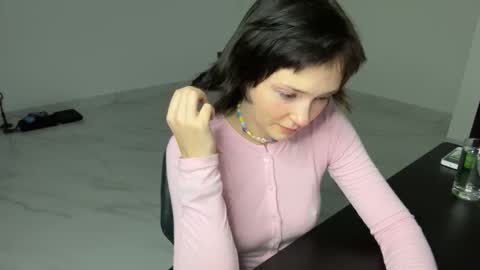Snapshot of witches_curves chatting on February 23, 2025, 2:04 pm Nemo online show from February 23, 2025, 2:04 pm