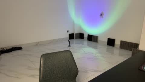 Snapshot of witches_curves chatting on March 4, 2025, 1:17 pm Nemo online show from March 4, 2025, 1:17 pm