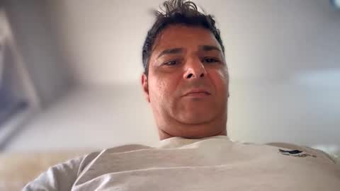 Witebull online show from September 24, 2025, 7:23 am