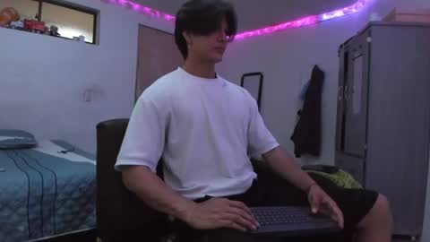 Ken online show from April 2, 2026, 4:32 am