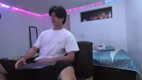 Ken online show from April 4, 2026, 4:44 am