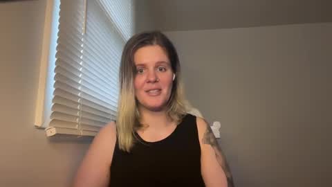 Moth online show from December 31, 2024, 7:18 pm