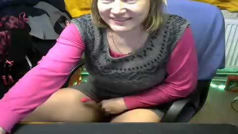 wleslymosw online show from December 18, 2024, 7:41 pm