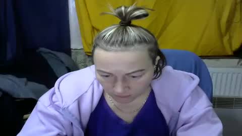 wleslymosw online show from December 22, 2024, 7:10 pm