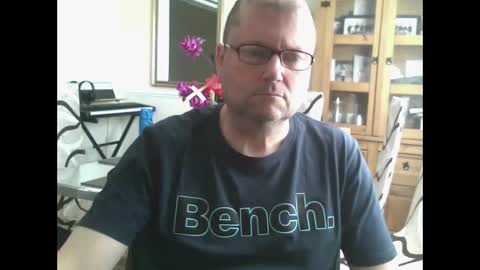 wobble444 online show from April 27, 2026, 9:29 am
