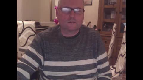 Snapshot of wobble444 chatting on June 11, 2026, 1:05 am wobble444 online show from June 11, 2026, 1:05 am