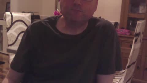 Snapshot of wobble444 chatting on June 18, 2026, 12:00 am wobble444 online show from June 18, 2026, 12:00 am