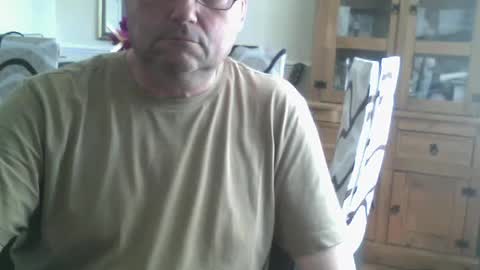 Snapshot of wobble444 chatting on June 23, 2026, 12:14 pm wobble444 online show from June 23, 2026, 12:14 pm
