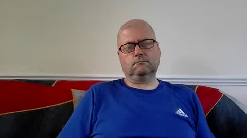 Snapshot of wobble444 chatting on July 10, 2026, 8:29 am wobble444 online show from July 10, 2026, 8:29 am