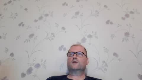 Snapshot of wobble444 chatting on July 26, 2026, 9:11 pm wobble444 online show from July 26, 2026, 9:11 pm