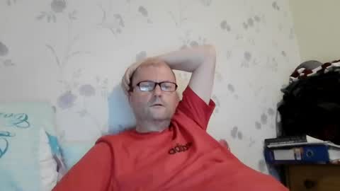 Snapshot of wobble444 chatting on August 9, 2026, 10:36 pm wobble444 online show from August 9, 2026, 10:36 pm