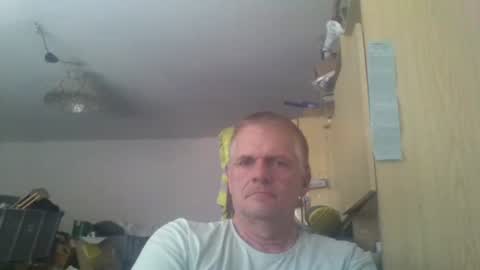 Snapshot of wohnung_at chatting on April 11, 2026, 11:03 am wohnung_at online show from April 11, 2026, 11:03 am