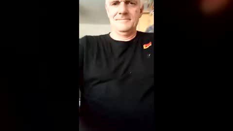 Snapshot of wohnung_at chatting on August 4, 2026, 9:56 am wohnung_at online show from August 4, 2026, 9:56 am