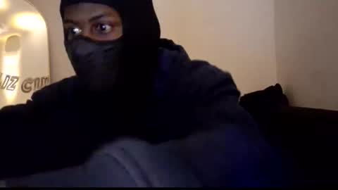 wolf_lion11 online show from May 16, 2026, 5:04 am