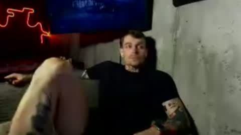 Snapshot of wolfhoff chatting on June 20, 2026, 1:36 pm wolfhoff online show from June 20, 2026, 1:36 pm