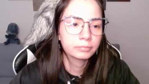 Alex online show from November 28, 2025, 2:14 am