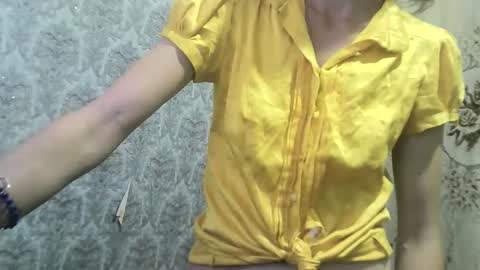 Snapshot of wolfxsnow chatting on September 27, 2025, 6:18 am wolfxsnow online show from September 27, 2025, 6:18 am