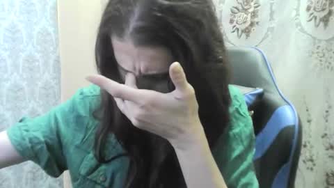 Snapshot of wolfxsnow chatting on November 26, 2025, 8:21 pm wolfxsnow online show from November 26, 2025, 8:21 pm