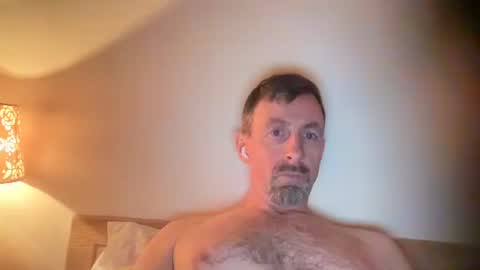 Womble1974 online show from October 30, 2025, 4:14 am