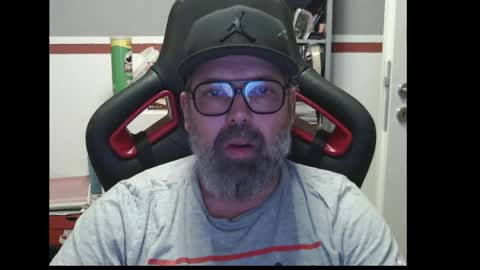 Adam online show from June 5, 2026, 11:21 pm