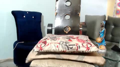 SHENIEL RODRIGUEZ online show from December 11, 2024, 7:57 pm