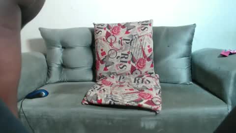 SHENIEL RODRIGUEZ online show from February 6, 2025, 8:50 am