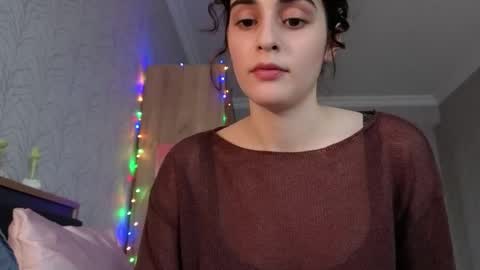 Stia online show from December 15, 2025, 11:58 am