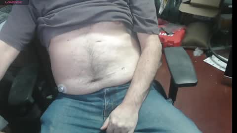 woodworker6473 online show from January 25, 2025, 12:27 am