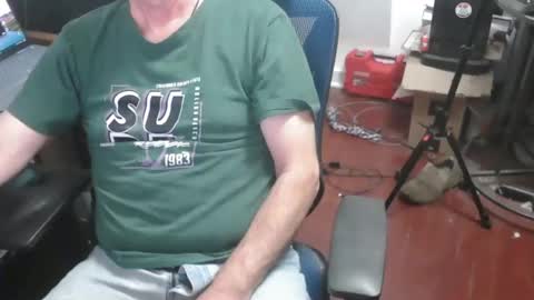 woodworker6473 online show from January 12, 2026, 1:00 am