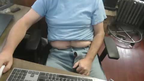 woodworker6473 online show from March 5, 2026, 4:25 pm