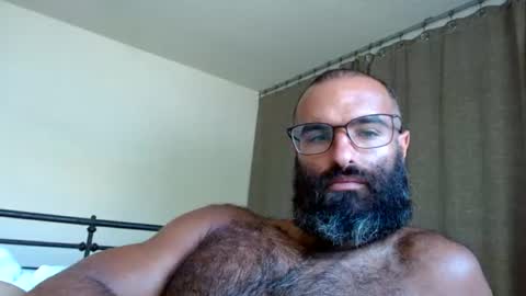 Snapshot of woof_wolf37 chatting on July 16, 2026, 4:02 pm woof_wolf37 online show from July 16, 2026, 4:02 pm