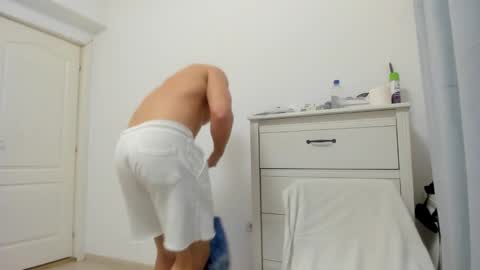 Wolfie online show from February 19, 2025, 10:42 pm