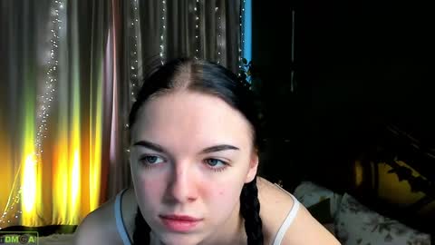 Evelin online show from March 21, 2026, 9:58 am