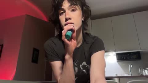 Glen online show from March 9, 2026, 9:19 pm