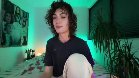 Glen online show from June 16, 2026, 8:44 pm