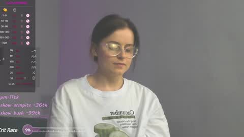 Snapshot of wow_luvng chatting on December 30, 2024, 2:53 am Rebecy online show from December 30, 2024, 2:53 am