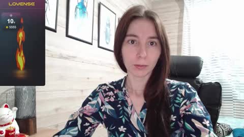 Anna  online show from September 17, 2025, 7:10 am