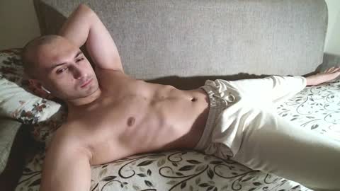 Josy online show from December 13, 2024, 2:49 pm