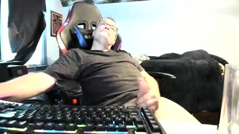 wowsers2022 online show from September 14, 2025, 1:43 pm