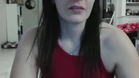 Snapshot of wrenleigh chatting on December 9, 2024, 5:29 am Crystal Lake online show from December 9, 2024, 5:29 am