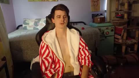 Wyatt online show from October 13, 2025, 10:32 pm