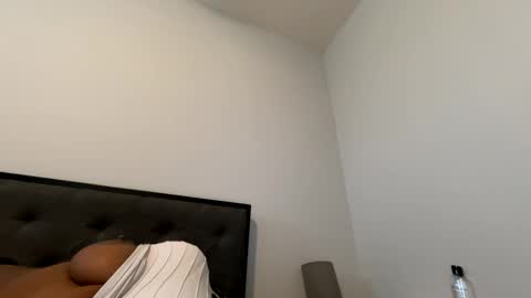 Snapshot of wynterheat chatting on January 26, 2025, 5:23 pm Wynter Heat online show from January 26, 2025, 5:23 pm