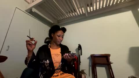 Snapshot of wynterheat chatting on February 1, 2025, 6:00 am Wynter Heat online show from February 1, 2025, 6:00 am