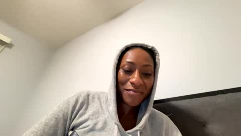 Snapshot of wynterheat chatting on February 5, 2025, 11:44 am Wynter Heat online show from February 5, 2025, 11:44 am