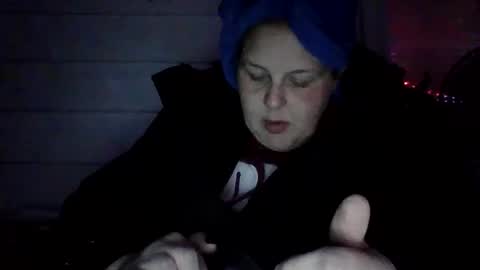 x0_jade online show from November 23, 2025, 4:23 am