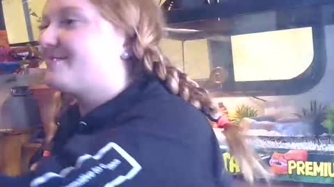 Snapshot of x2kayx2 chatting on February 2, 2026, 5:55 pm x2kayx2 online show from February 2, 2026, 5:55 pm