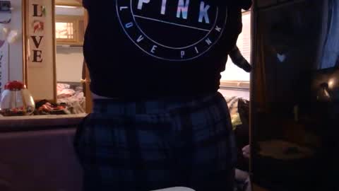 Snapshot of x2kayx2 chatting on February 6, 2026, 1:58 pm x2kayx2 online show from February 6, 2026, 1:58 pm