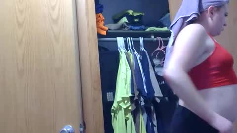 Snapshot of x2kayx2 chatting on March 6, 2026, 9:11 pm x2kayx2 online show from March 6, 2026, 9:11 pm