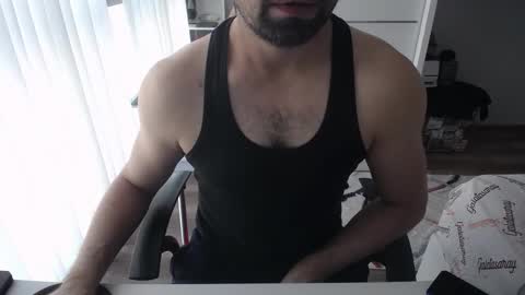 Mr. Lonely online show from December 5, 2025, 11:30 am